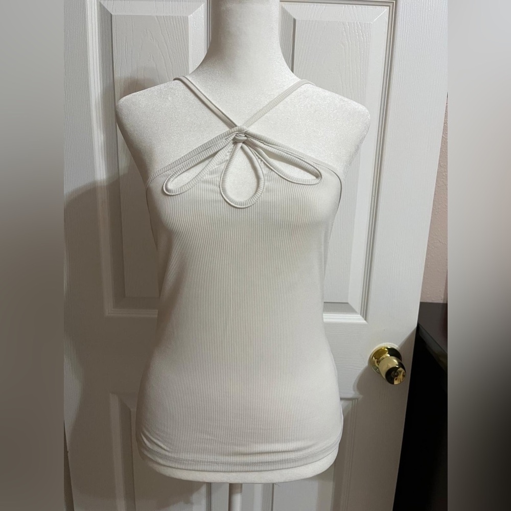 ❤️ SHEIN White halter top with cutouts